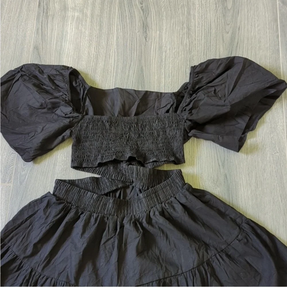 Nwot Woman's Square Neck Cut Out Dress Size M/L - Picture 4 of 6